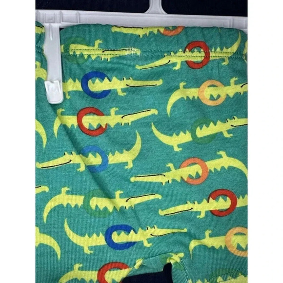 Two Piece Baby Boy Okie Dokie Newborn Crocodile Set - Picture 8 of 11